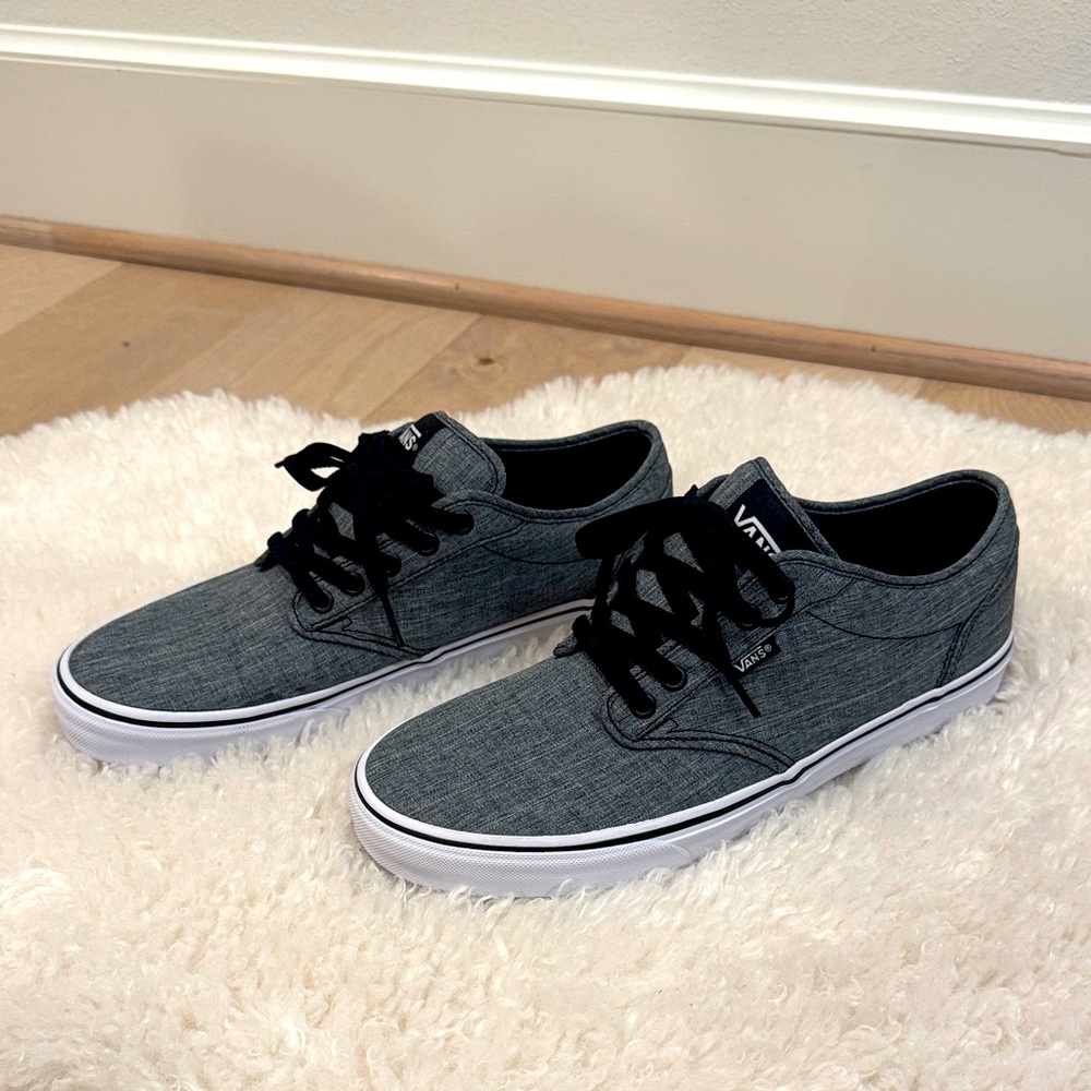 Vans Men's Winston Black and Gray Sneakers